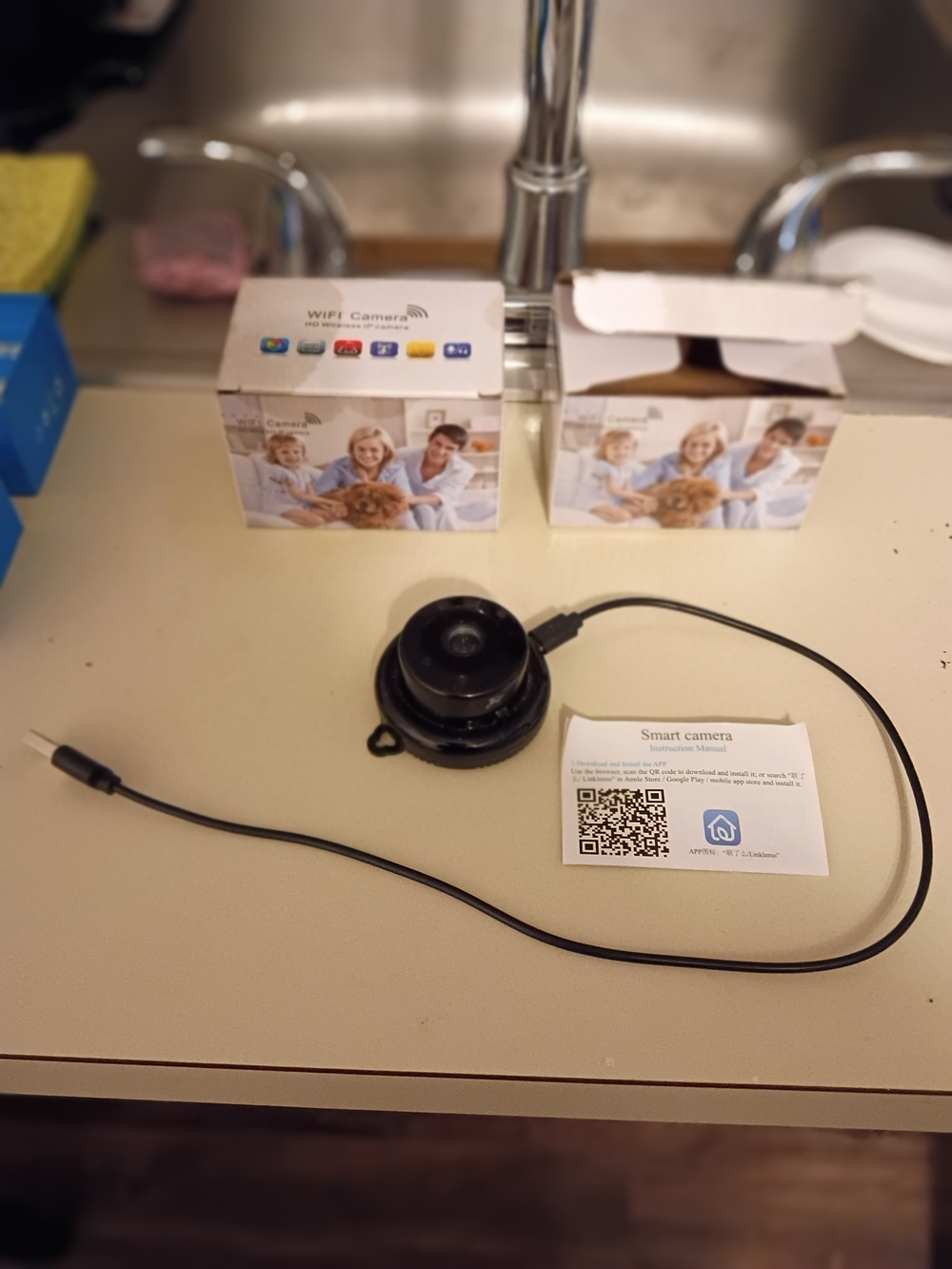Wireless, Wi-Fi, Security Camera - Picture 3 of 8